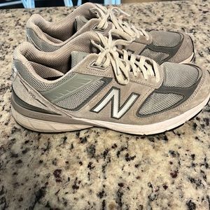 New Balance 990 Grey